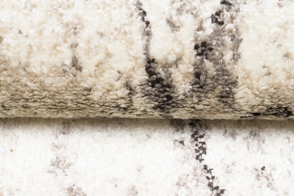 TA Koberec 3079 1 244 PETRA Rozmer: 80x150 cm