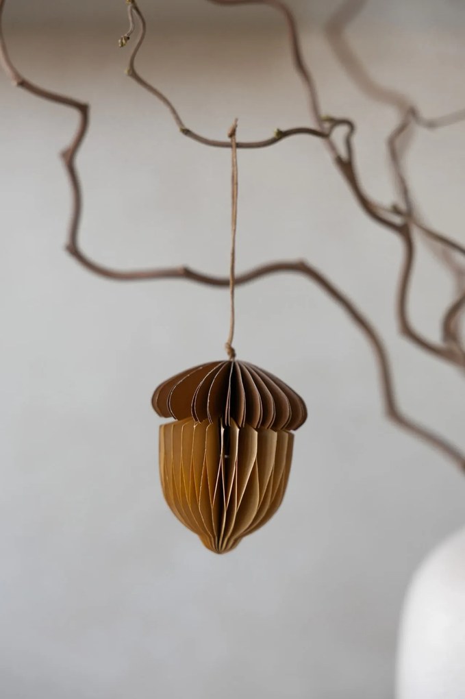 Storefactory Jesenná dekorácia Ekholmen Brown 8 cm