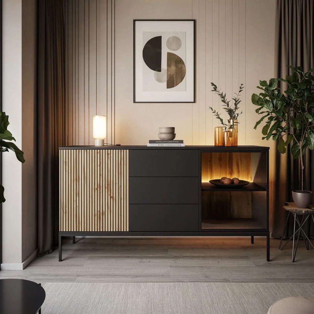 KOMODA ALESSIO 154 cm DUB WOTAN / ČIERNA LED ŠUPLÍKY