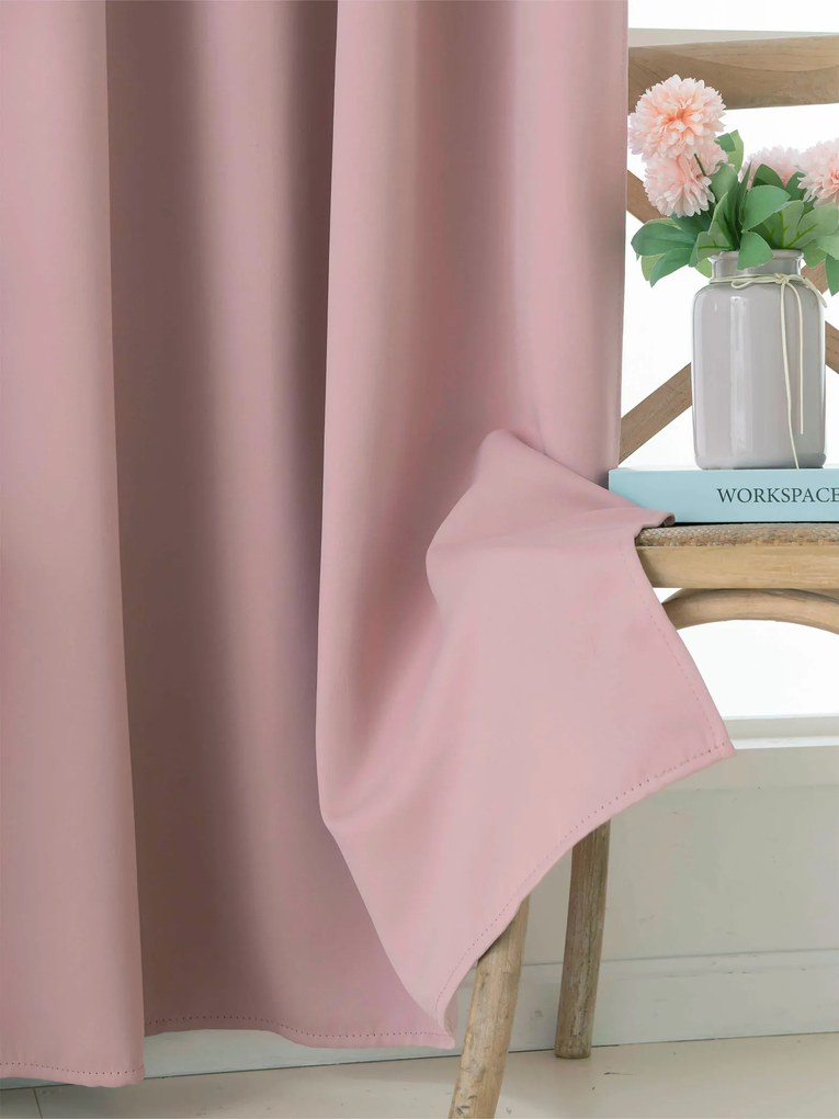 Blackout závesy Elias púdrové – 140 × 250 cm (2 ks) - riasiaca stuha