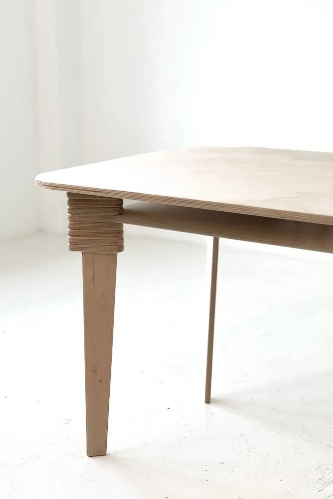 Nastaviteľný stôl pre deti