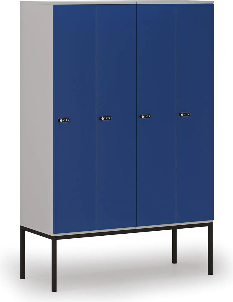 Drevená šatníková skrinka S4 s podnožou, 4 oddiely, 1871 x 1200 x 500 mm, demont, mechanický kódový zámok, sivá / modrá