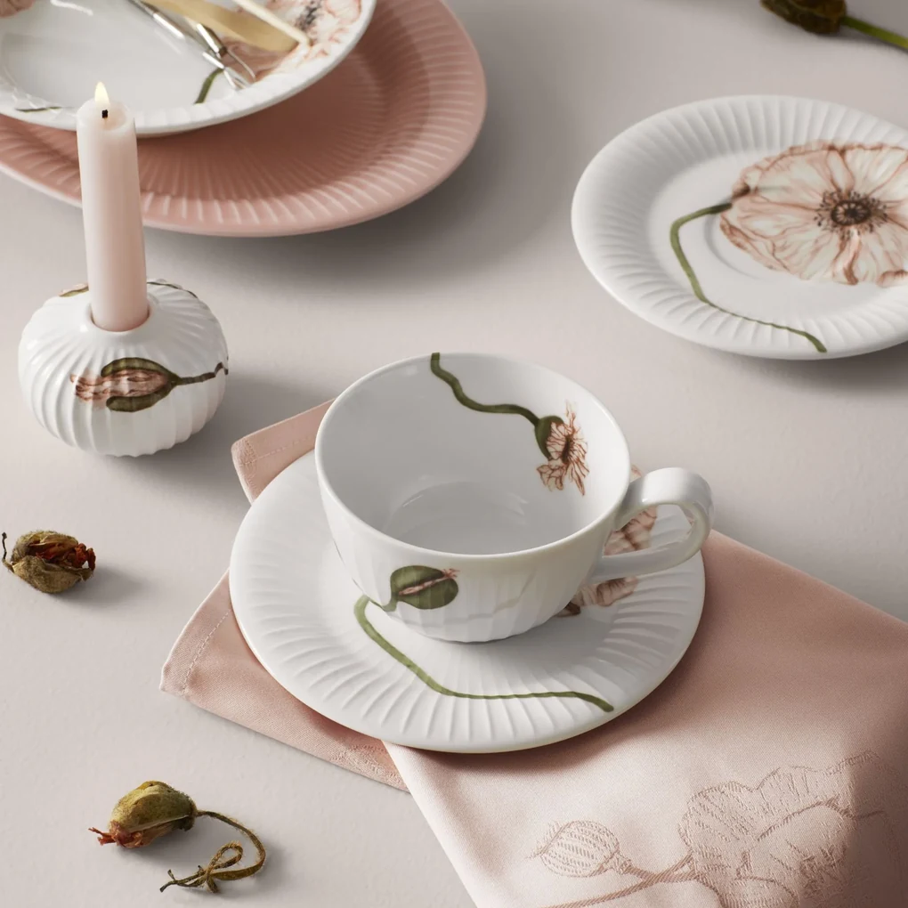 KÄHLER Porcelánová šálka s podšálkou Hammershøi Poppy 380 ml