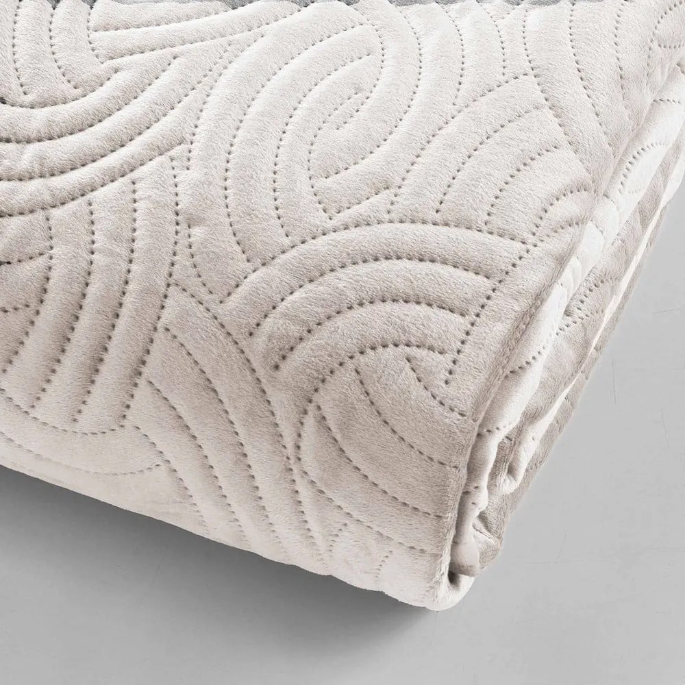 Krémová zamatová súprava prikrývky a obliečky na vankúš 240x260 cm Solange – douceur d'intérieur