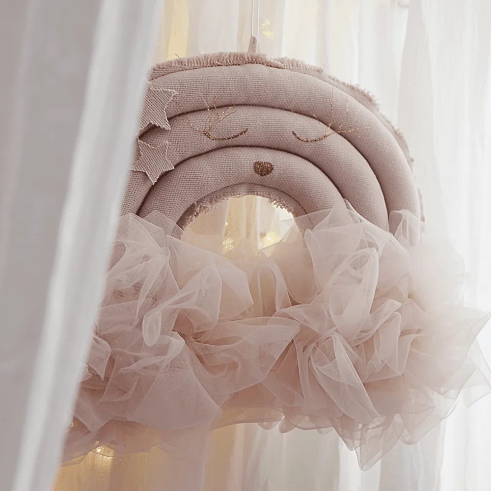 Závesná dekorácia dúha púdrovo ružová 35x27x12cm