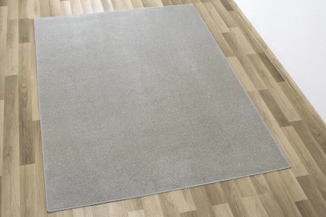 Metrážny koberec Platino 74 sivý