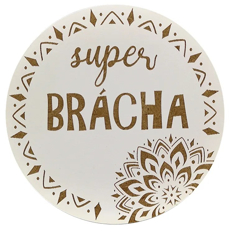 AMADEA Drevený podtácok okrúhly text "super brat", priemer 10,5 cm, český výrobok