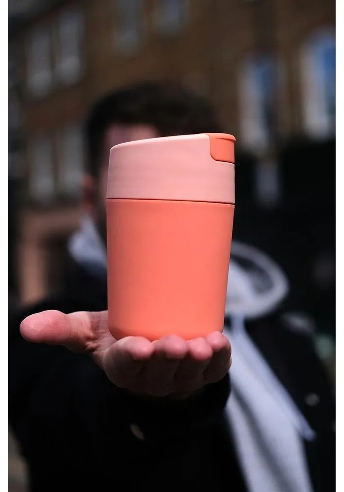 Oranžový cestovný hrnček 450 ml Sipp – Joseph Joseph
