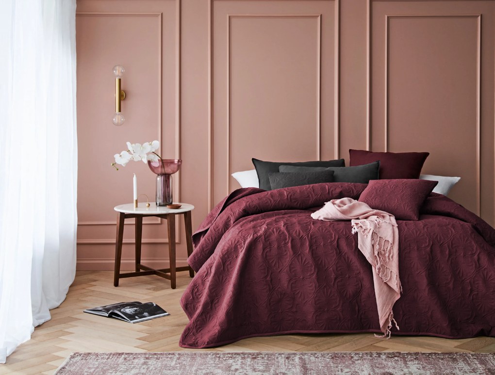 Room99 Prehoz na posteľ Prešívaný LEILA Farba: Tmavosivá, Veľkosť: 220 x 240 cm