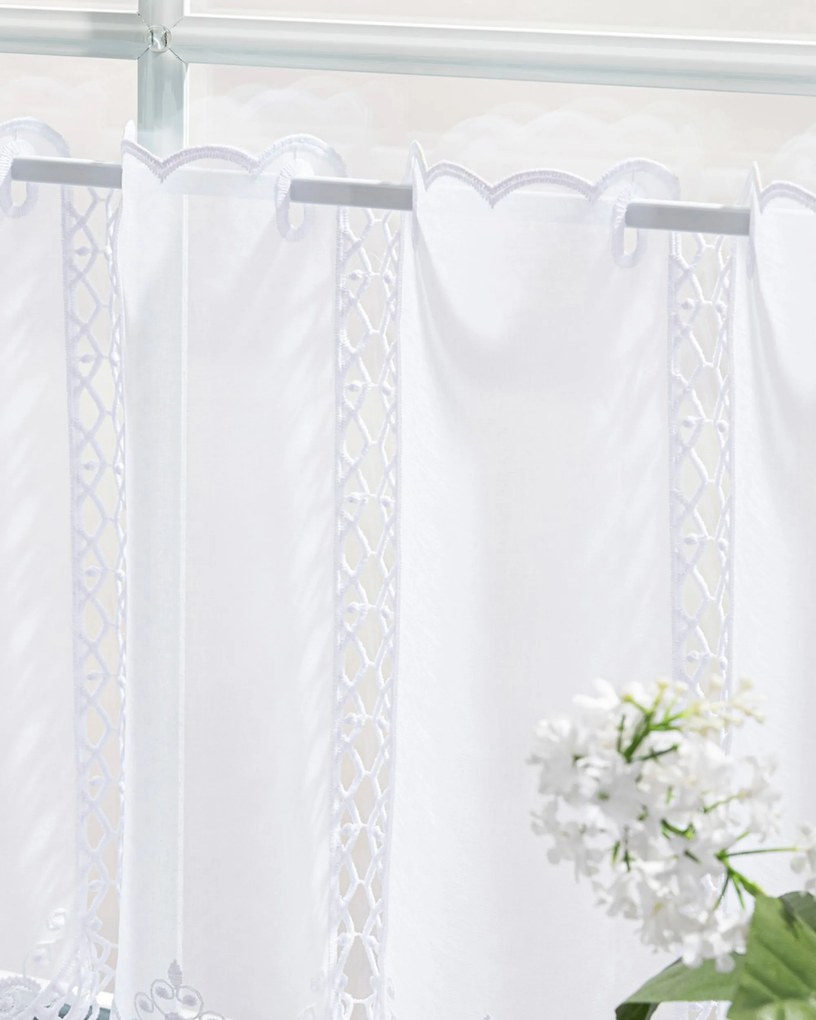 Vitrážková záclonka vyšívaná Ornate výška 40 cm na metre
