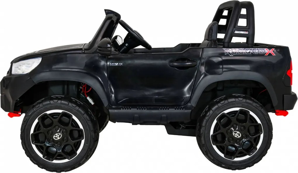 Ramiz Vozidlo Pickup Toyota Hilux Čierna