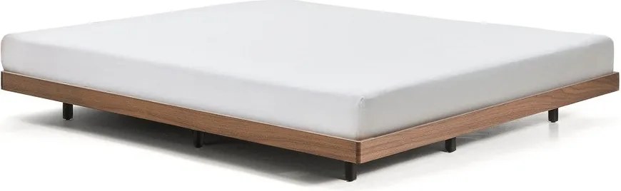 Hnedá dvojlôžková posteľ z brezového dreva bez čela s roštom 180x200 cm Norlen – Kave Home