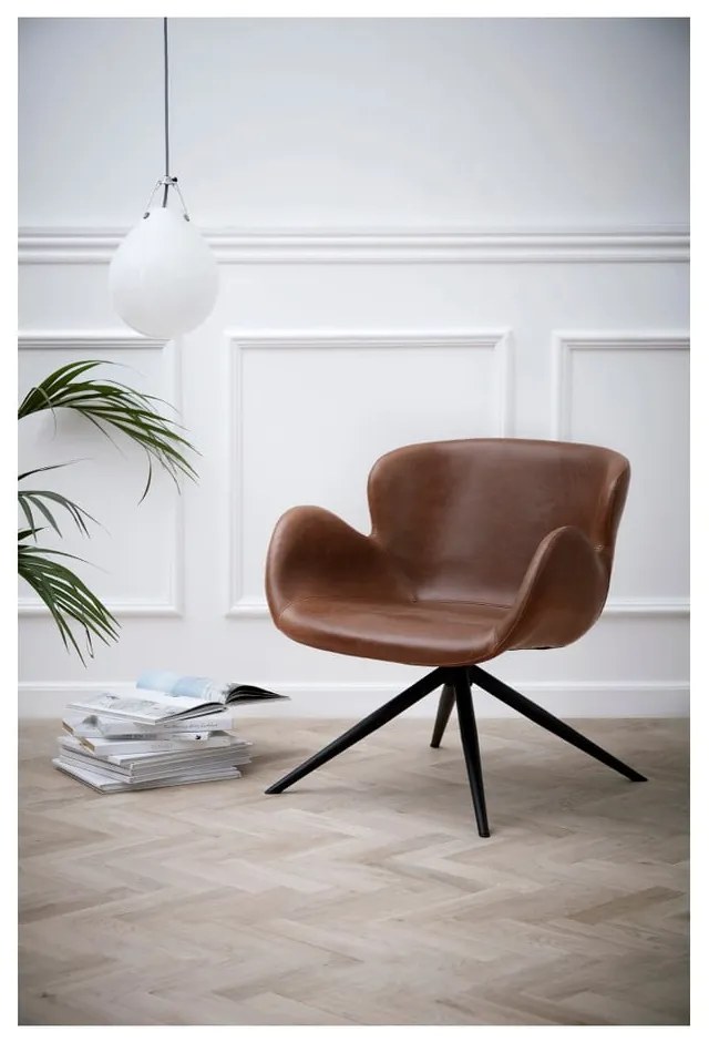 Svetlohnedé kreslo DAN-FORM Denmark Gaia