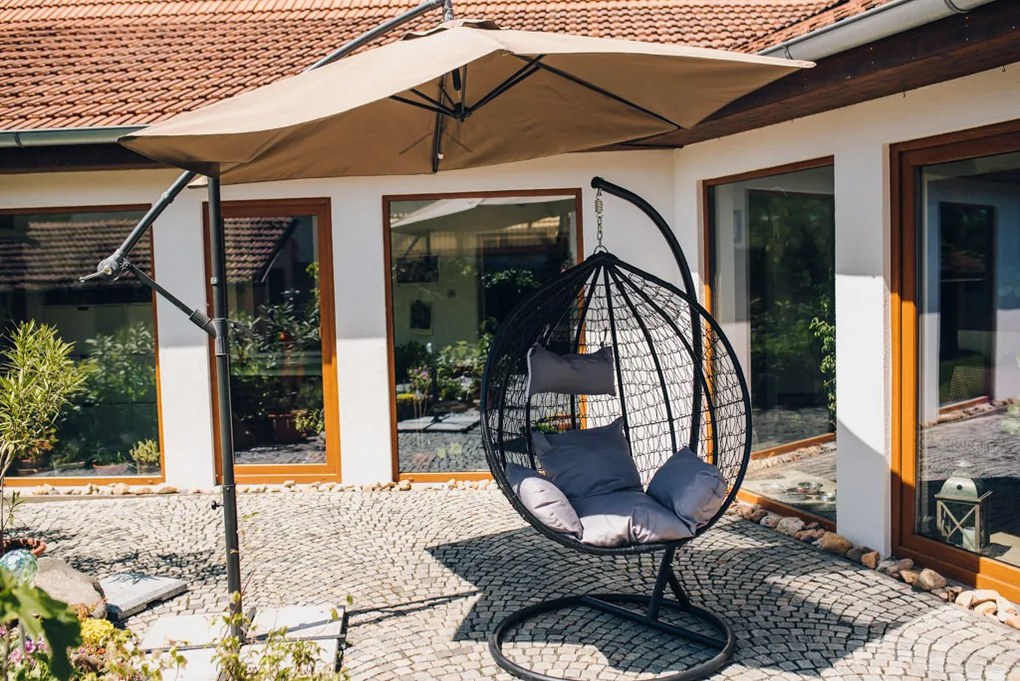 Čierne závesné kreslo KOKON so stojanom, bez vankúša