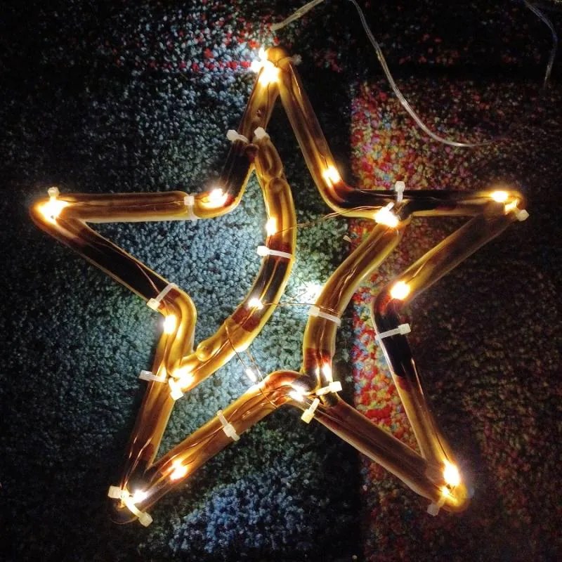 DECOLED Vánoční hvězdička, 30 cm, bílá