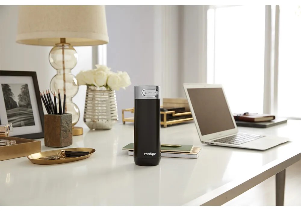 Contigo Termo fľaša Luxe 470 ml Licorice, 470 ml