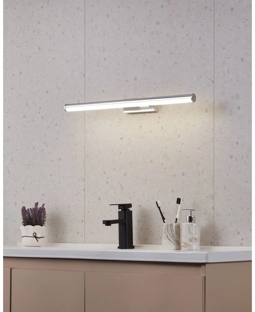 LED nástenné svietidlo v striebornej farbe VADUMI – EGLO