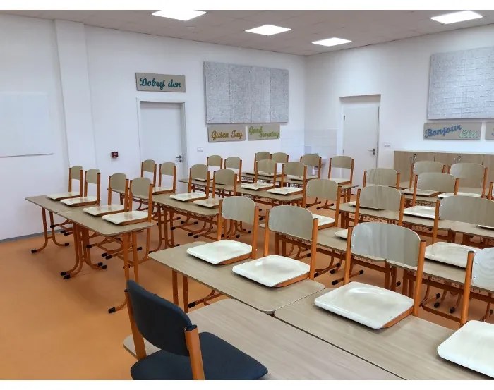 Učiteľská stolička čalúnená, oranžová