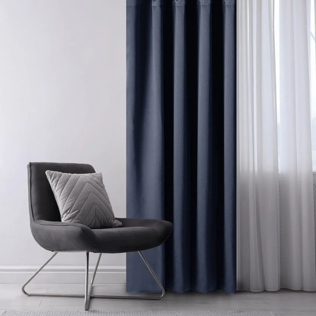Záves AmeliaHome Blackout s multifunkčnou páskou 140x270 cm tmavomodrý