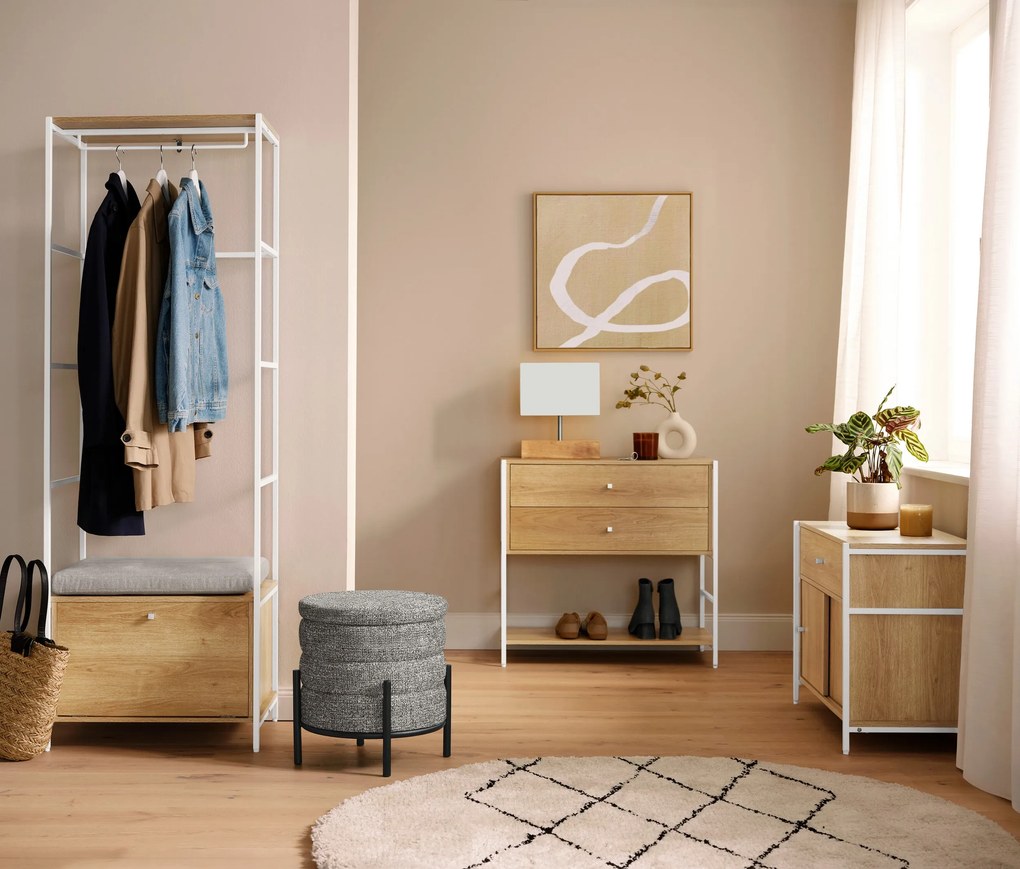 Taburetka s úložným priestorom