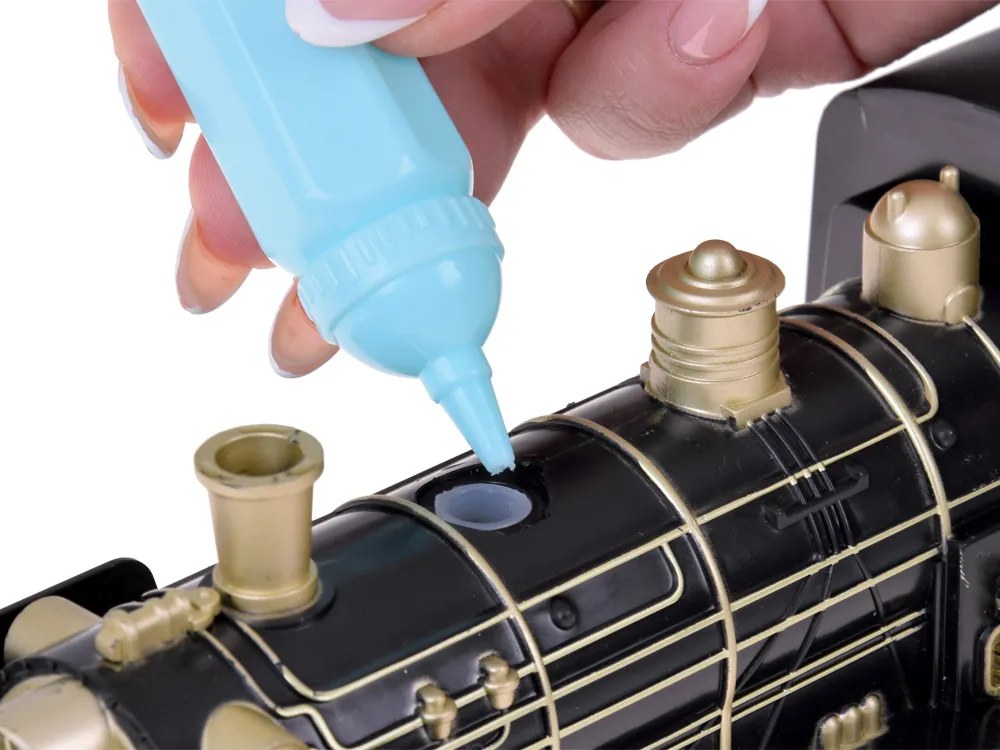 Veľká retro lokomotíva RC0700 s diaľkovým ovládaním, svetlom, parou a realistickým zvukom