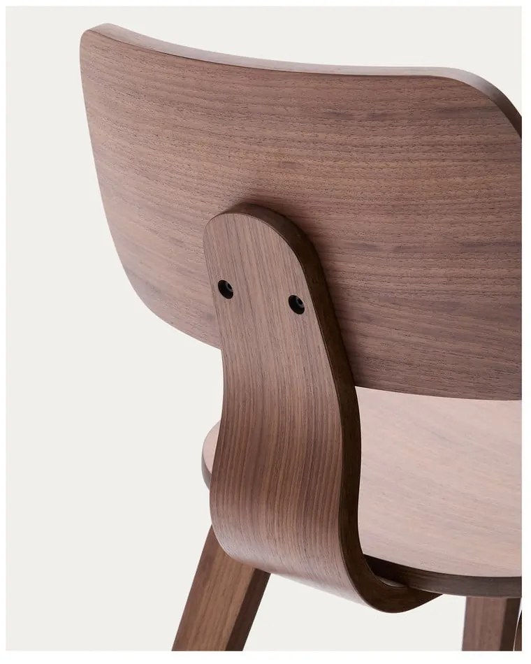 Tmavohnedá jedálenská stolička v dekore orecha Gena – Kave Home