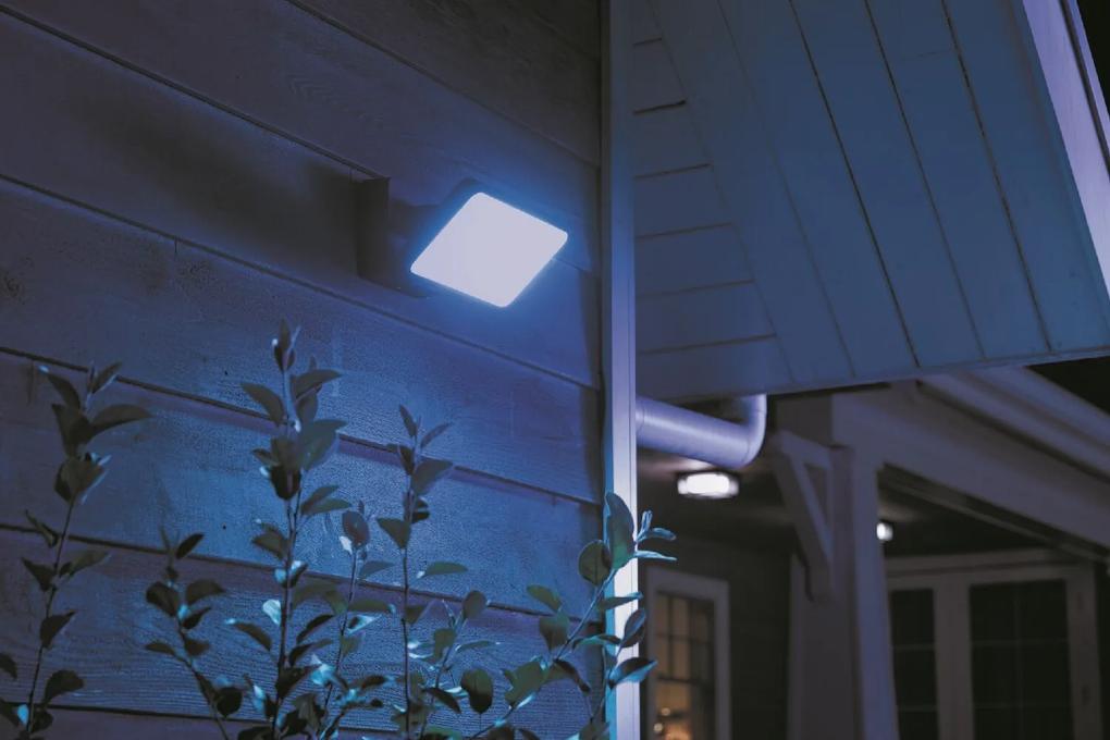 PHILIPS HUE Vonkajší nástenný LED šikovný reflektor HUE DISCOVER s funkciou RGB, 2x15W, teplá biela-studená biel