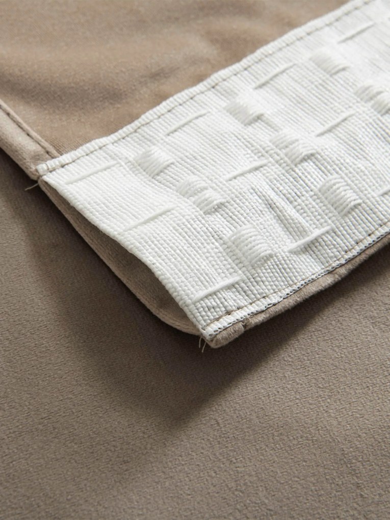 Zamatové zatemňovacie závesy Cesar cappuccino - 140 x 250 cm (2ks) - riasiaca stuha