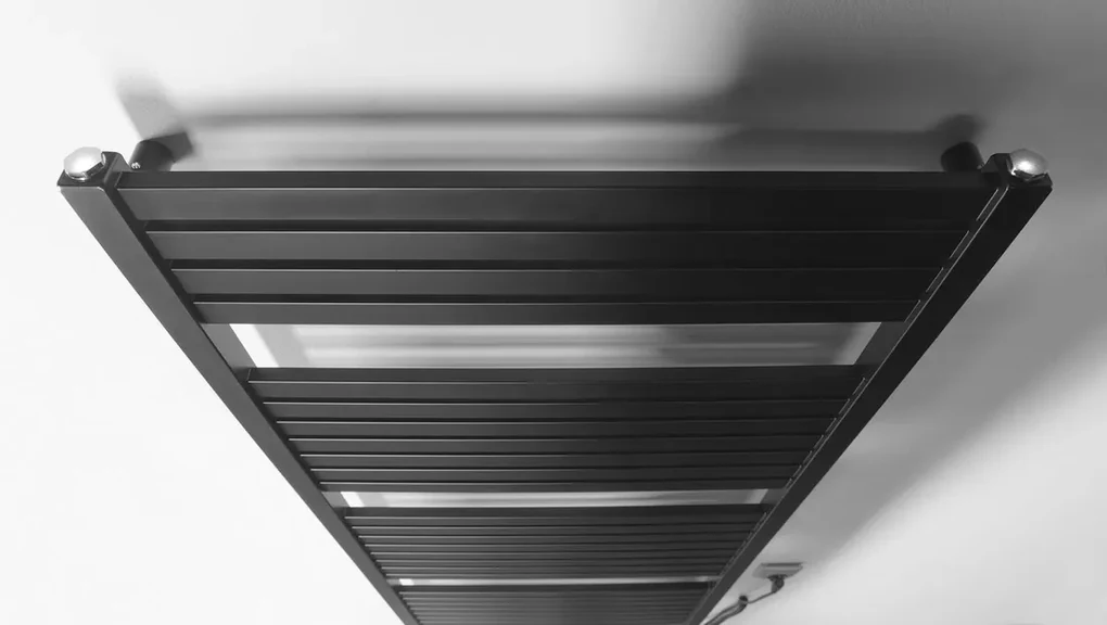 Aqualine Aqualine, TONDI-E elektrické vykurovacie teleso, rovné, 600x1690 mm, 800W, čierny mat, DE496T