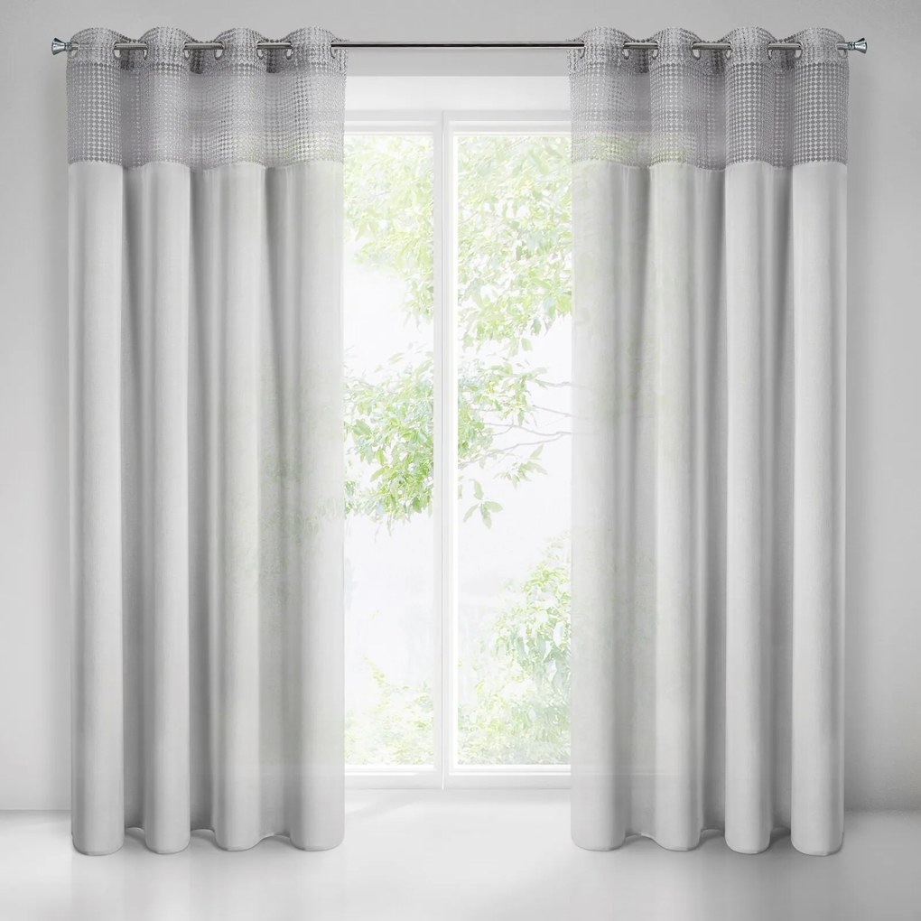ZÁCLONA NA KRÚŽKOCH GRACE 140X250 CM STRIEBORNÁ