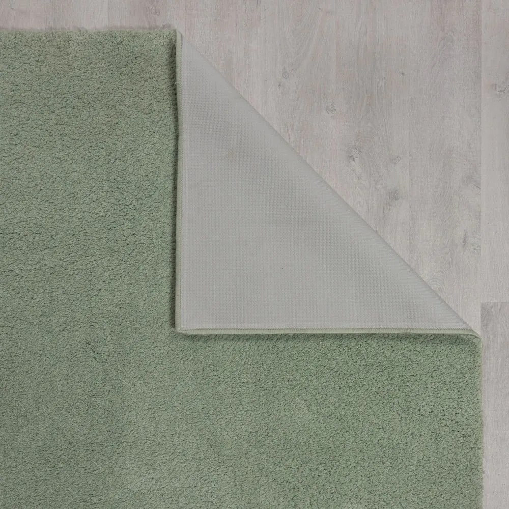 Zelený umývateľný koberec z recyklovaných vlákien 160x230 cm Fluffy – Flair Rugs