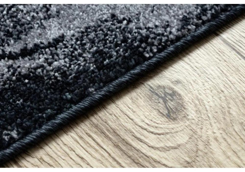 Detský kusový koberec Skákací panák čierny 140x190cm