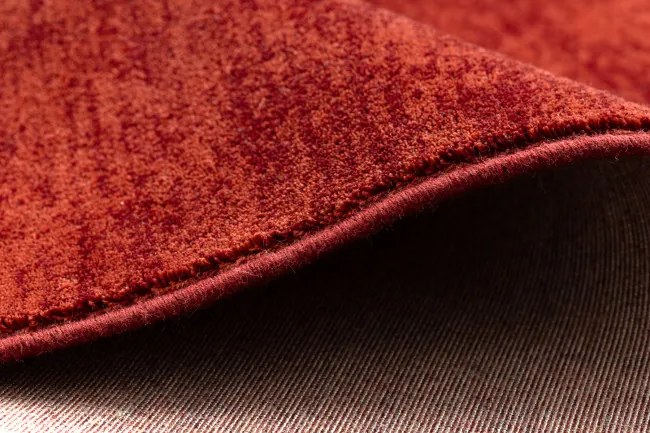 Koberec OMEGA DUKE červený / čierny