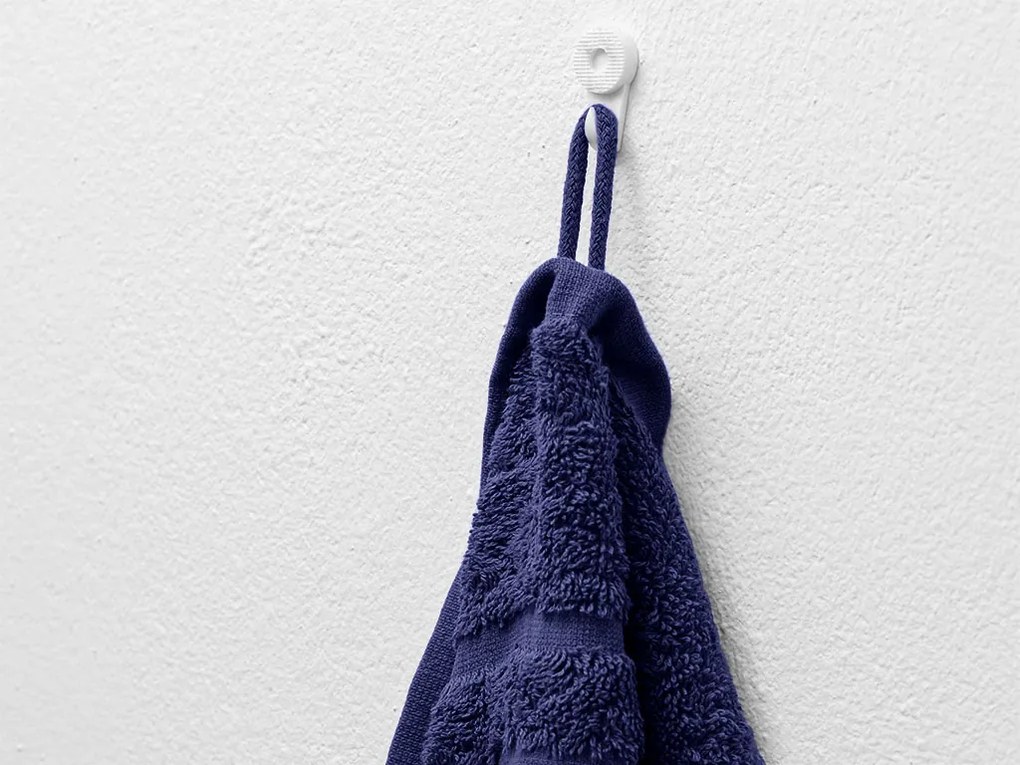 Osuška Classic 70 x 140 cm tmavomodrá, 100% bavlna