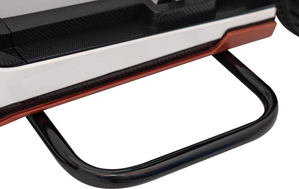 Ramiz Lamborghini SIAN Biele vozidlo