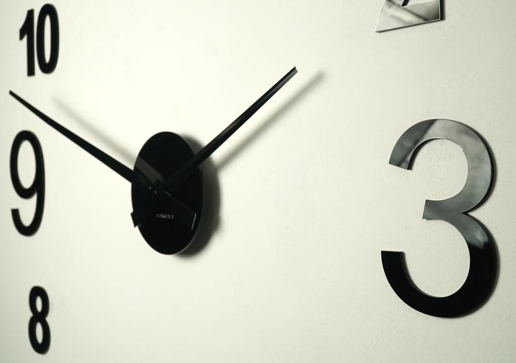 Dekorstudio Moderné hodiny na stenu Admirable1a XXL - 16 farieb Farba: Tmavo hnedá