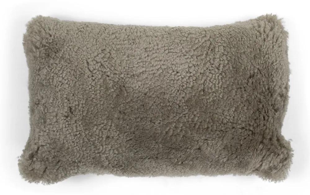 Hnedo šedý podlhovastý vankúš z ovčej kože - 50 * 30 * 15cm