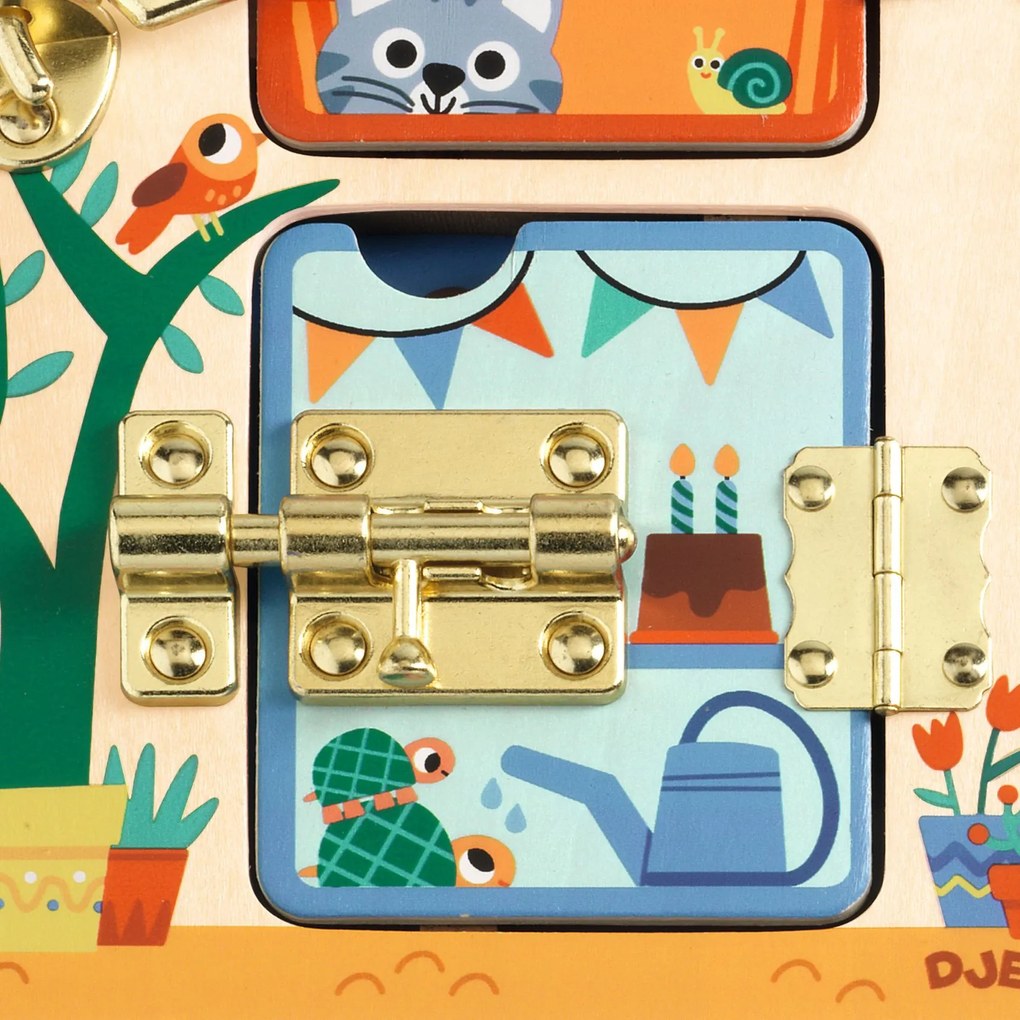 Domček so zámkami - mačička slávi narodeniny