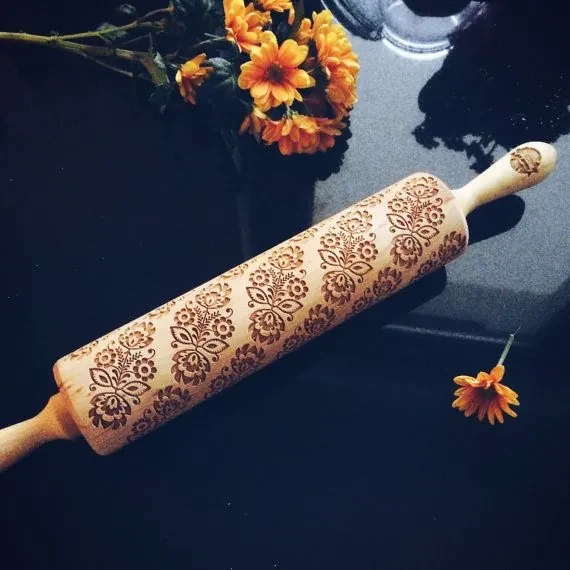 Goody Woody Embosovaný valček na cesto Bouquet
