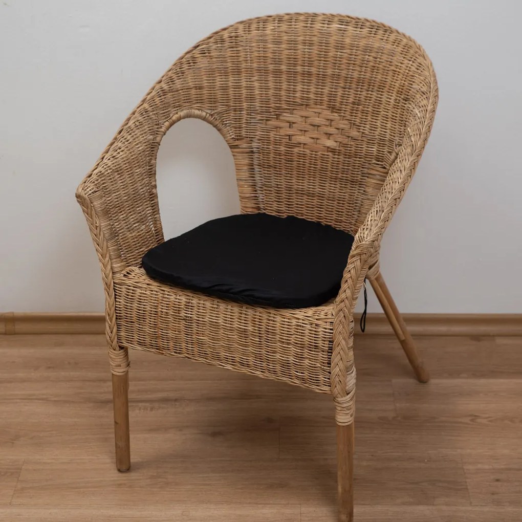 Podsedák na stoličku STANDARD čierny