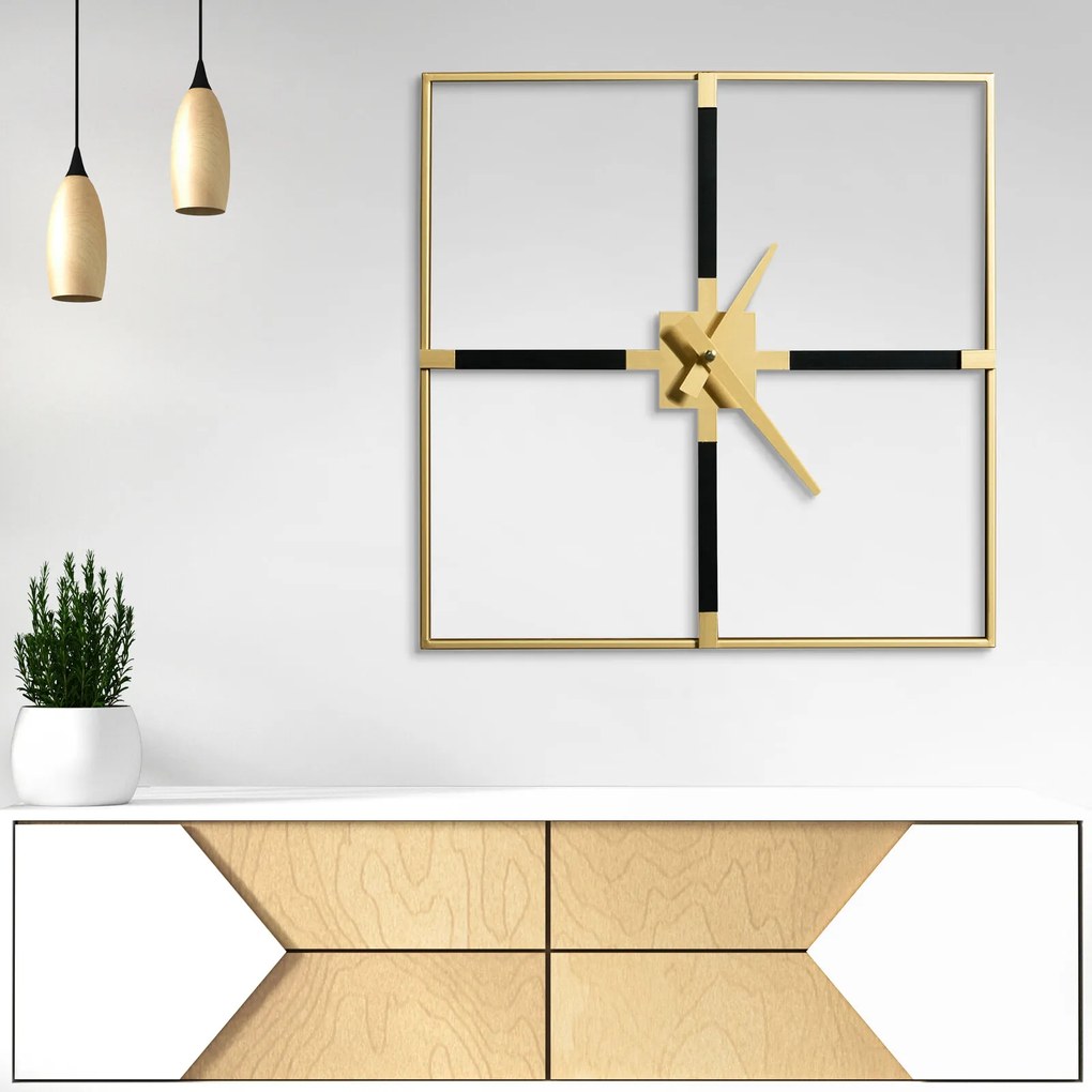 Dekoračné kovové nástenné hodiny v modernom štvorcovom štýle