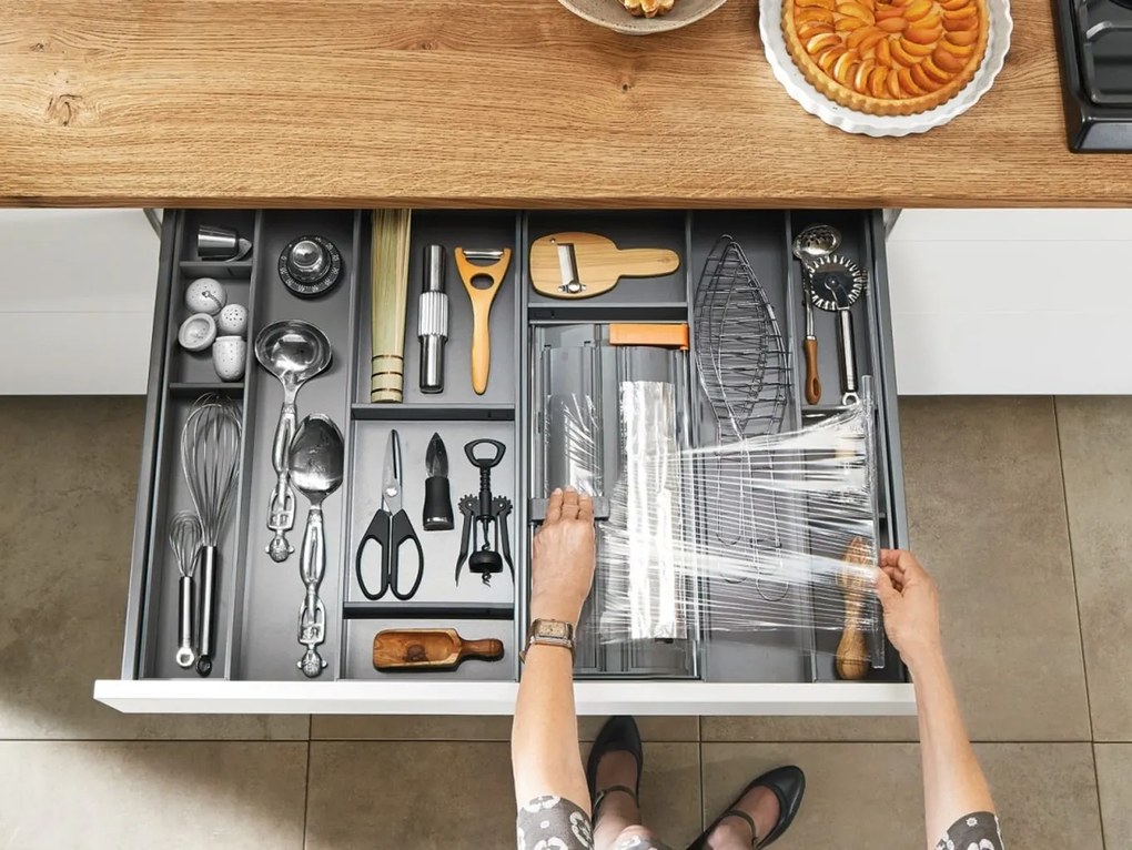 Blum Príborník ZC7S450BS3 Ambia-line 300 x 450 mm sivý