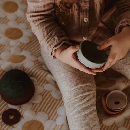 Silikónové stohovacie poháre, zemité