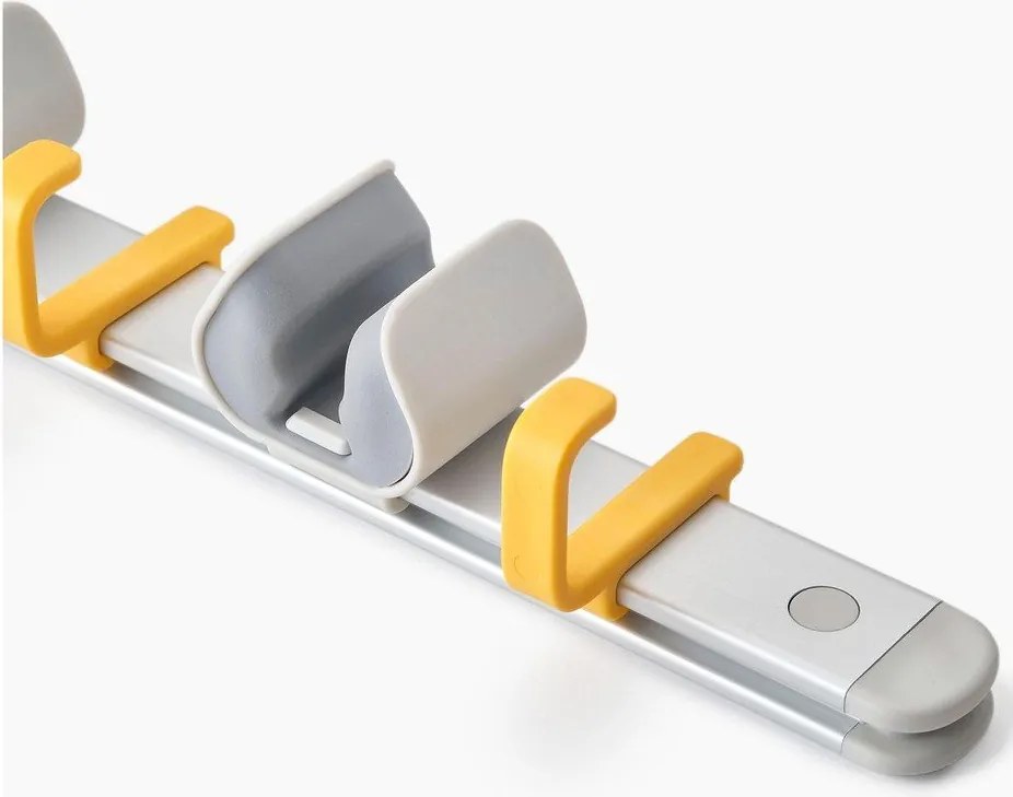 Držiak na upratovacie pomôcky CleanTech – Joseph Joseph