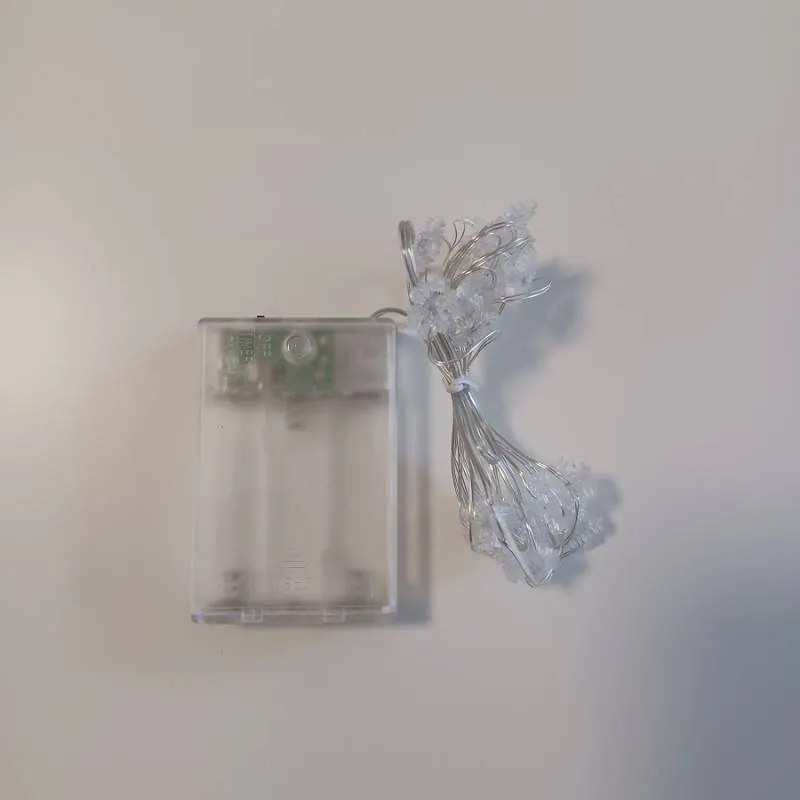 DECOLED LED světelný řetěz na baterie vločky, ledově bílá, 20 diod, 2,3 m