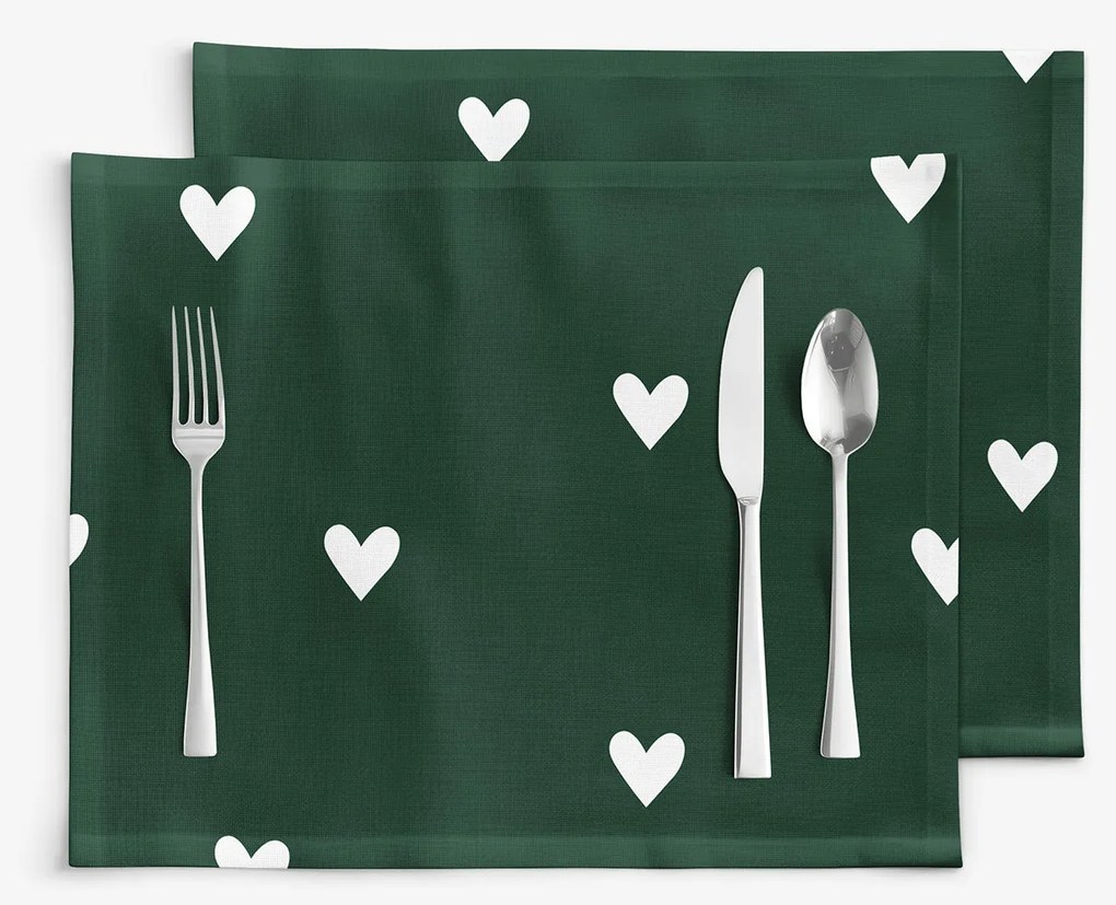 Goldea vianočné prestieranie na stôl 100% bavlnené plátno - srdiečka na tmavo zelenom - sada 2ks 30 x 40 cm
