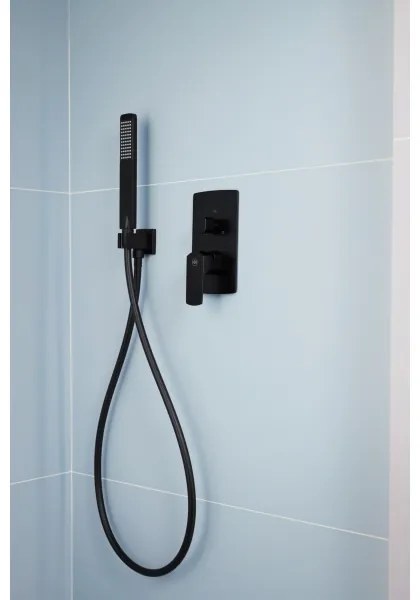 KFA Armatura 5539-511-81 - Sprchová sada s podom. batériou MOKAIT mosadz/čierna