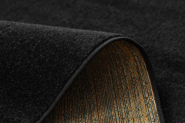 Koberec ETON PLUS čierny