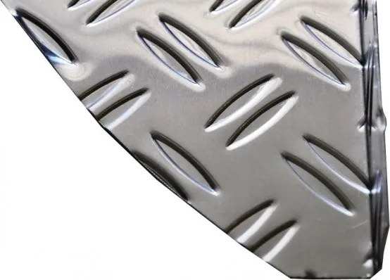 Hamat Nášľapy na schody Hliníkový Steeltred - vonkajšie aj vnútorné - 18x60 polkruh (rozmer vrátane ohybu)