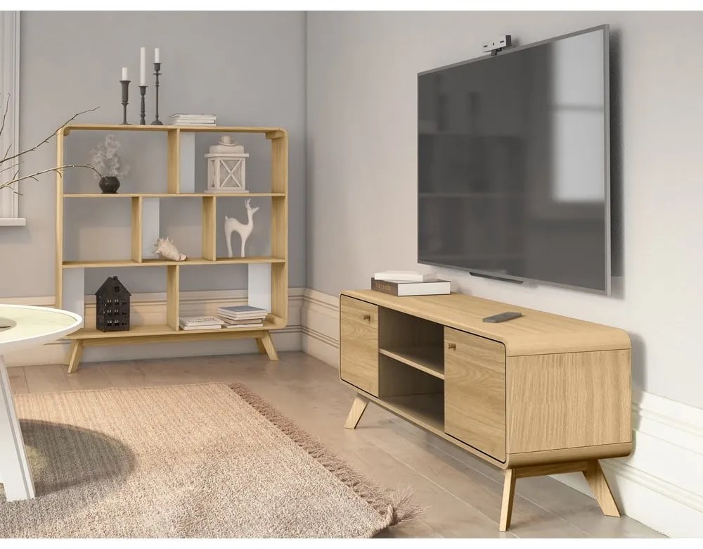 TV stolík v dekore duba v prírodnej farbe 140x53 cm Cassie - Støraa
